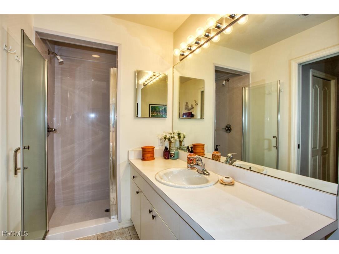 8066 Queen Palm Lane #513 Fort Myers FL 33966 2026003145 image15