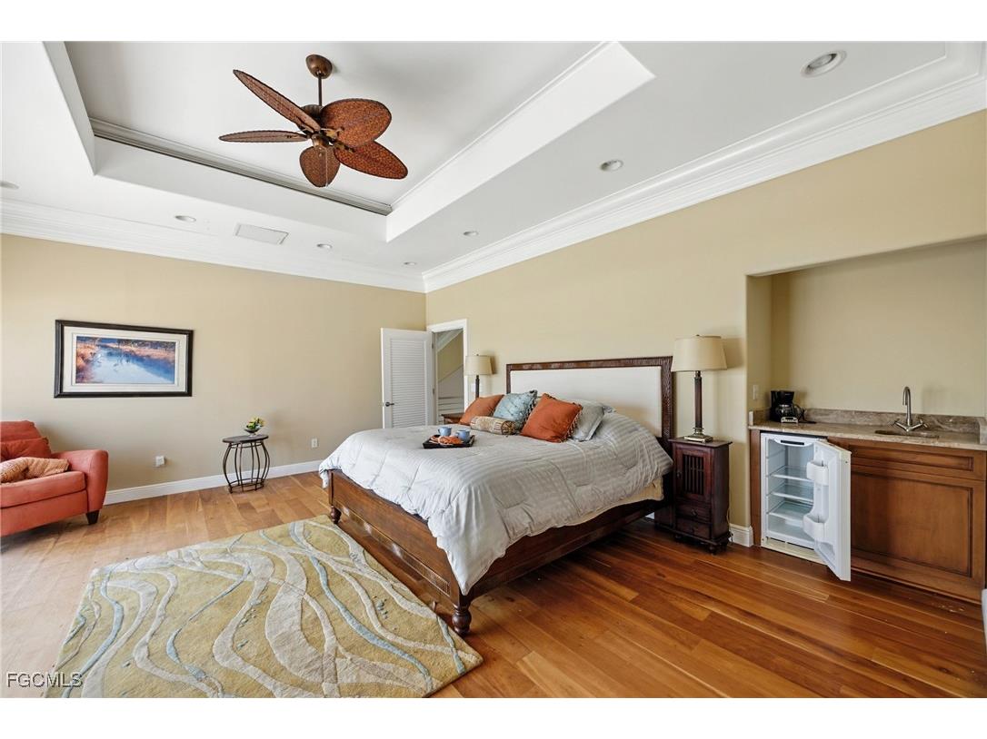 8068 Estero Boulevard Fort Myers Beach FL 33931 2025007458 image16