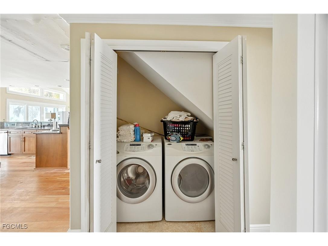 8068 Estero Boulevard Fort Myers Beach FL 33931 2025007458 image25