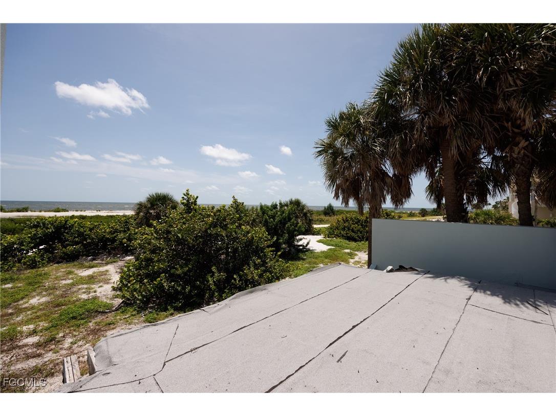 8068 Estero Boulevard Fort Myers Beach FL 33931 2025007458 image32