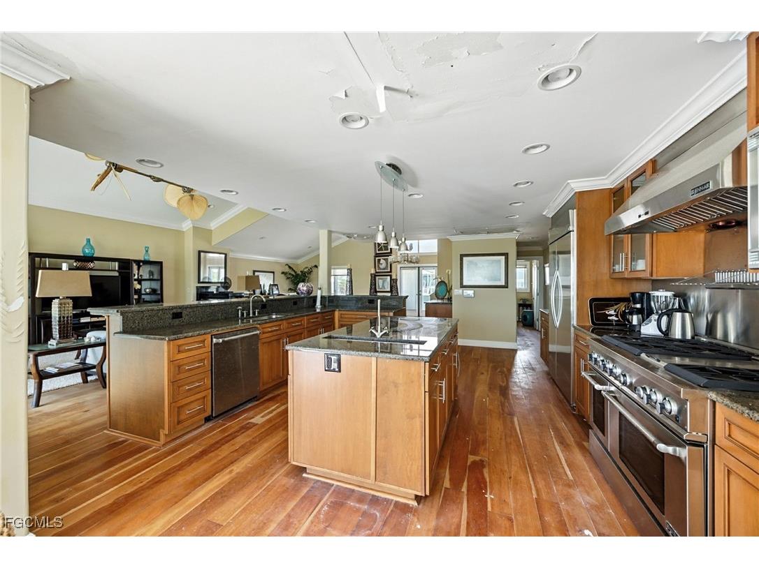 8068 Estero Boulevard Fort Myers Beach FL 33931 2025007458 image8