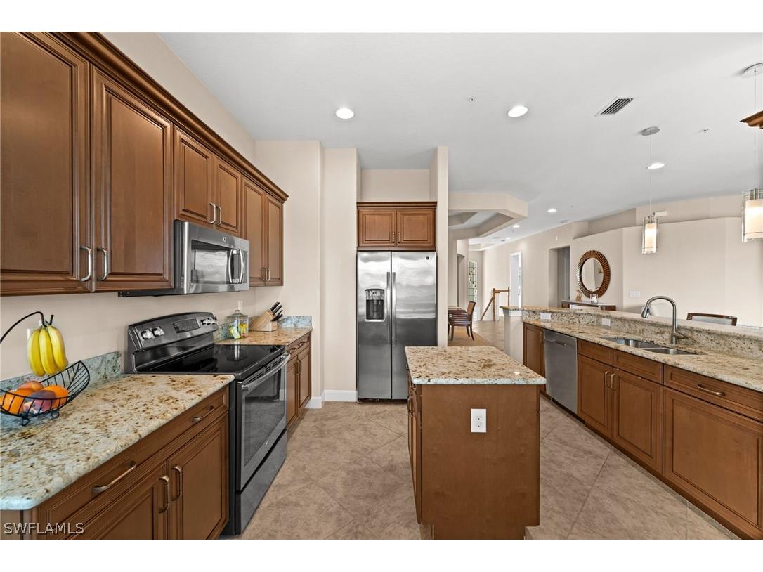 8069 Players Cove Drive #202 Naples FL 34113 226008261 image17