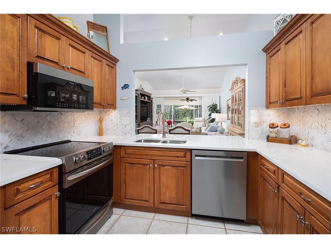 8069 San Vista Circle Naples FL 34109 226007130 image7