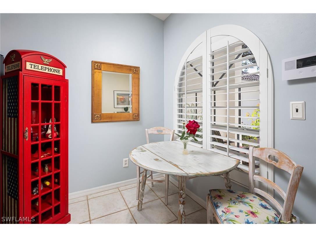 8069 San Vista Circle Naples FL 34109 226007130 image9