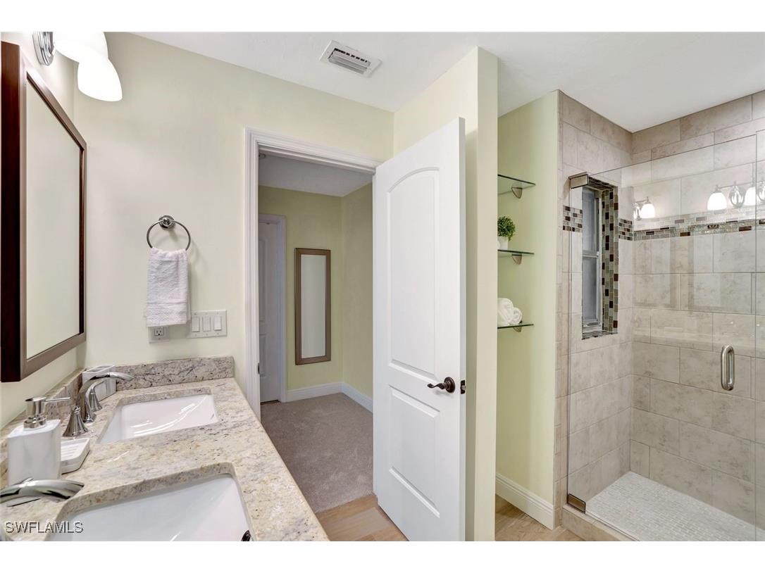 807 108th Avenue N Naples FL 34108 224095336 image14