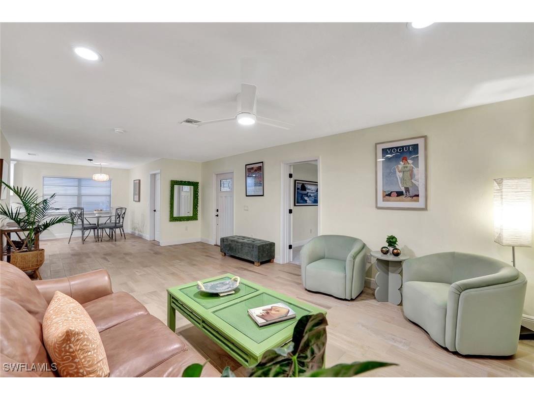 807 108th Avenue N Naples FL 34108 224095336 image6