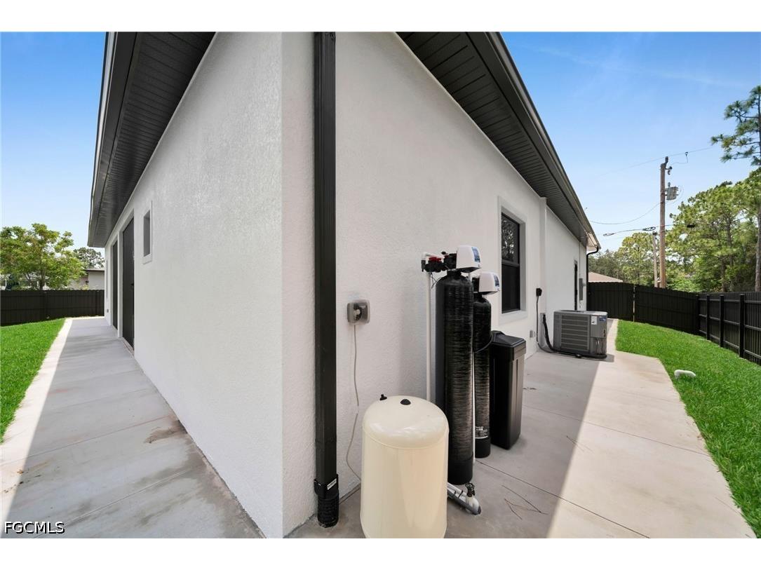 807 Dudley Avenue S Lehigh Acres FL 33974 2026022199 image43
