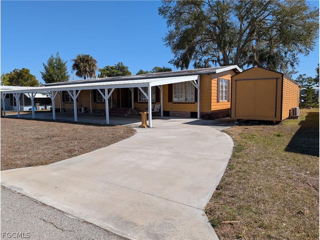 807 Holly Berry Court North Fort Myers FL 33917 2026007096 image1