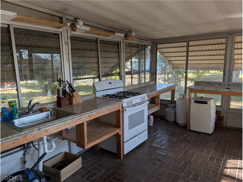 807 Holly Berry Court North Fort Myers FL 33917 2026007096 image12