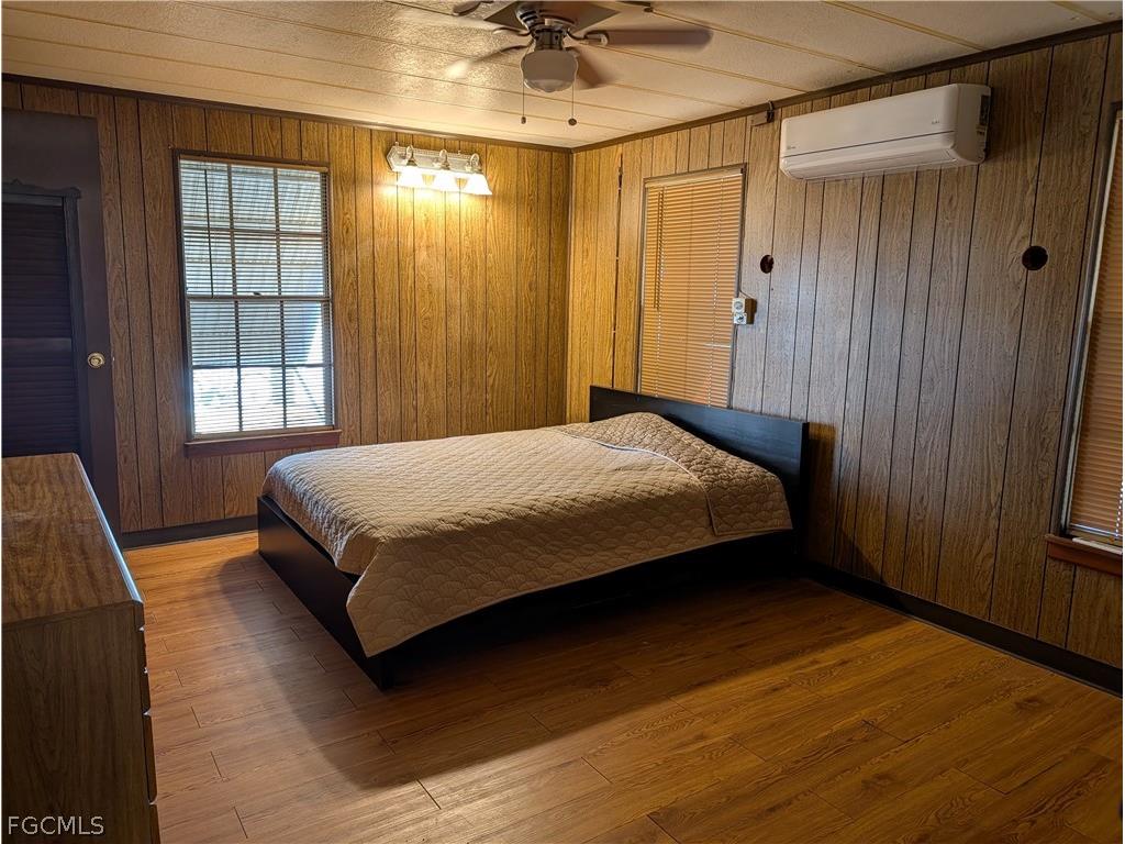 807 Holly Berry Court North Fort Myers FL 33917 2026007096 image15