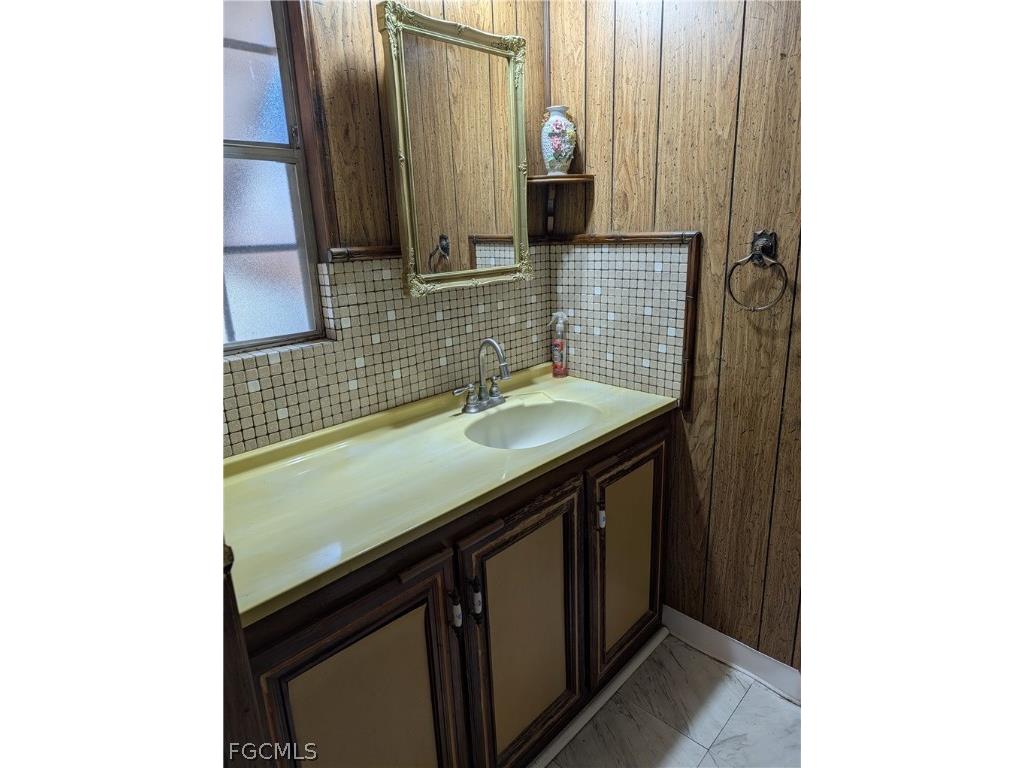 807 Holly Berry Court North Fort Myers FL 33917 2026007096 image17