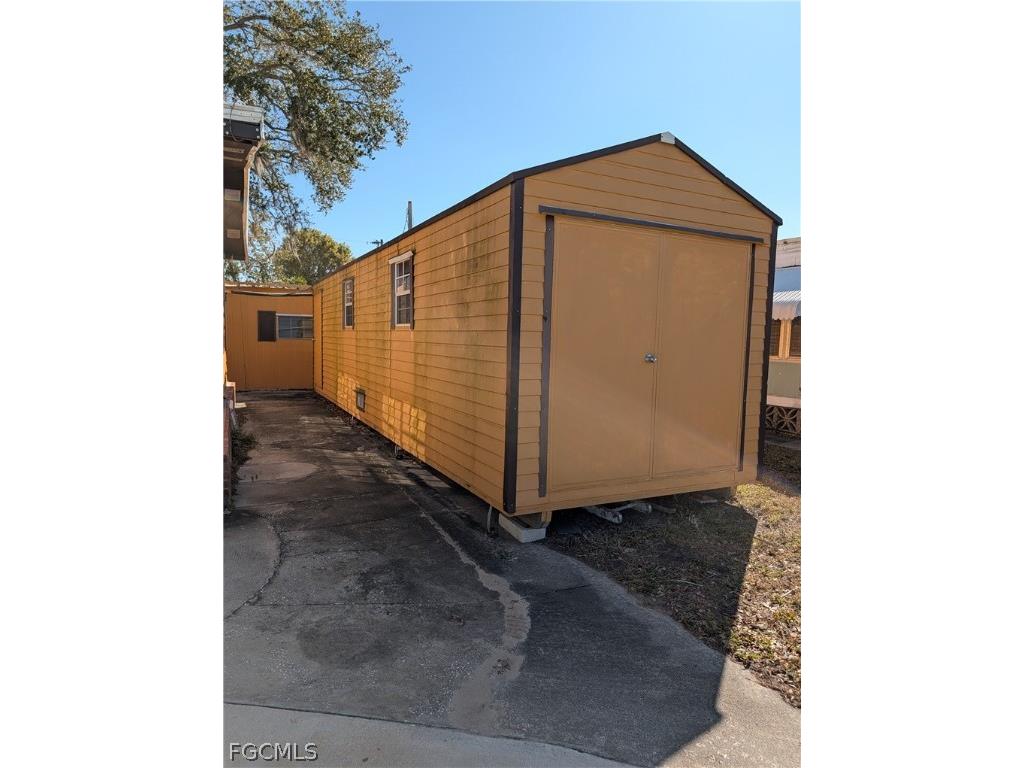 807 Holly Berry Court North Fort Myers FL 33917 2026007096 image23