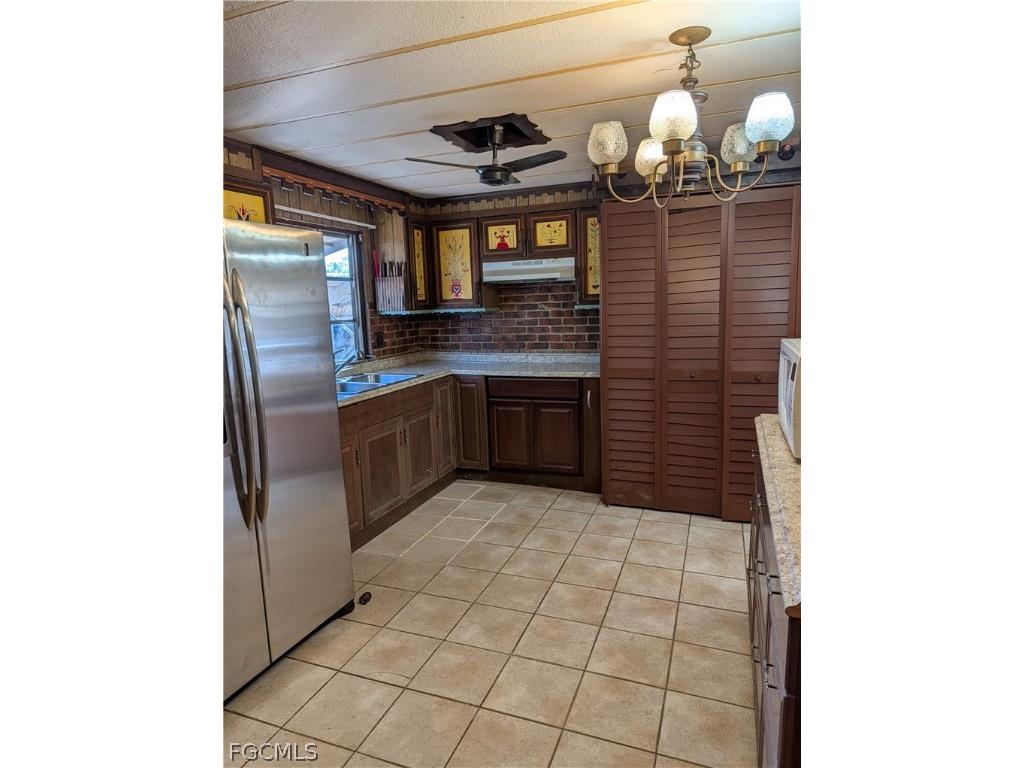 807 Holly Berry Court North Fort Myers FL 33917 2026007096 image9