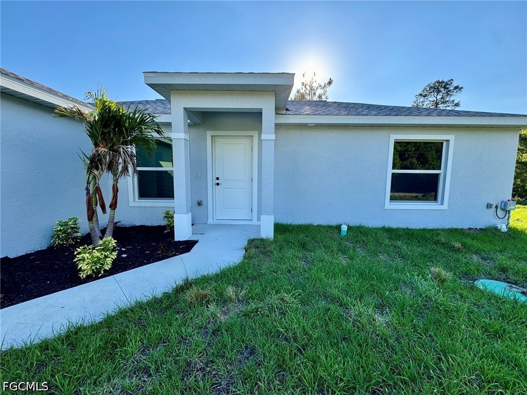 807 Monroe Avenue Lehigh Acres FL 33972 2026023759 image1