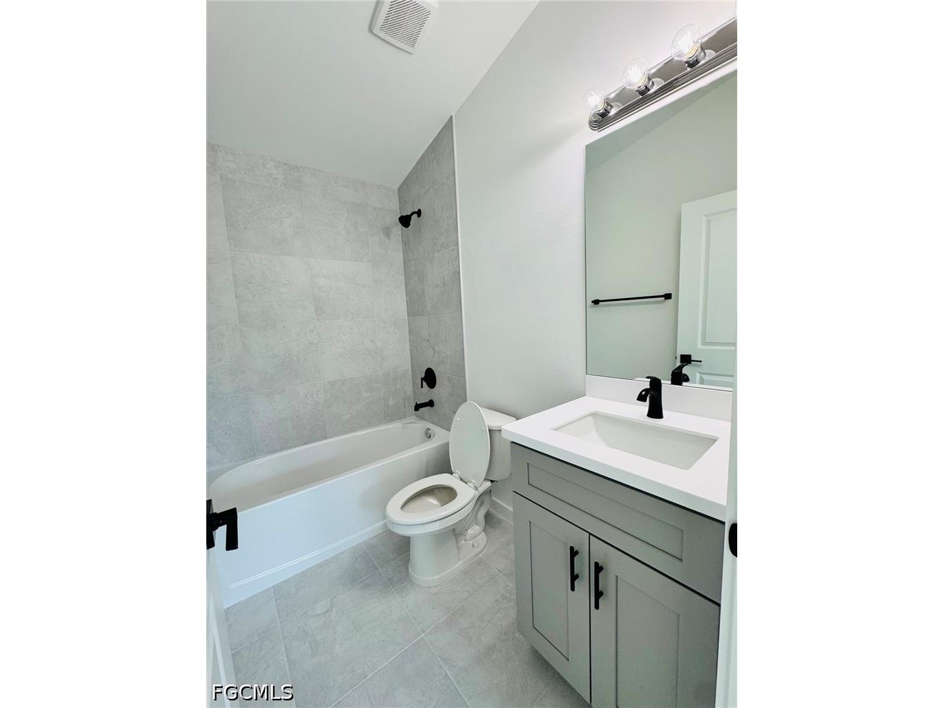 807 Monroe Avenue Lehigh Acres FL 33972 2026023759 image3
