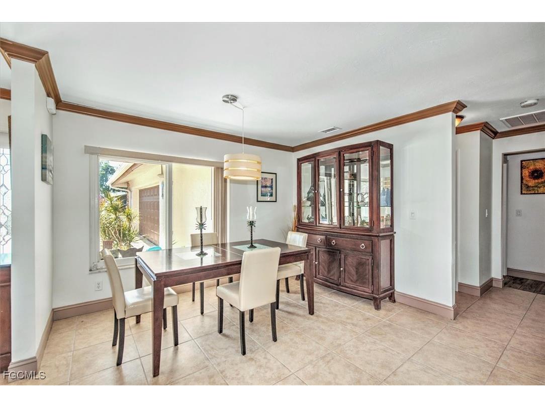 807 Montclaire Court Cape Coral FL 33904 2025026128 image13