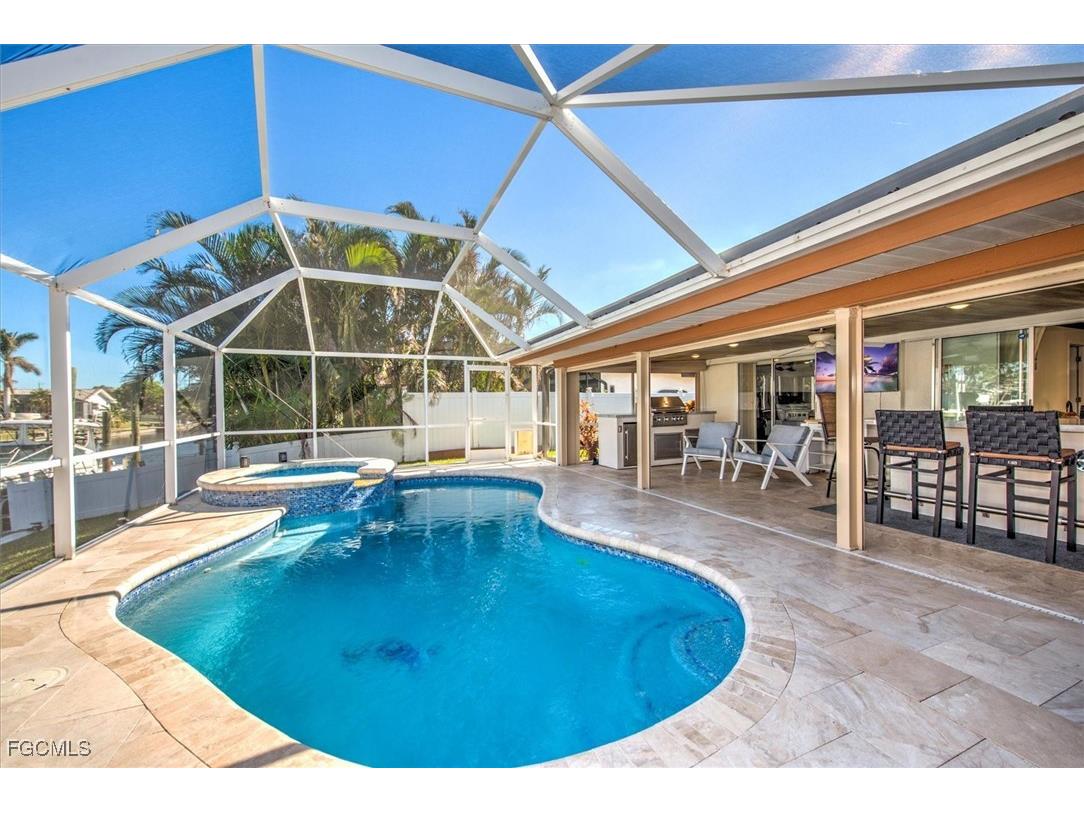 807 Montclaire Court Cape Coral FL 33904 2025026128 image26