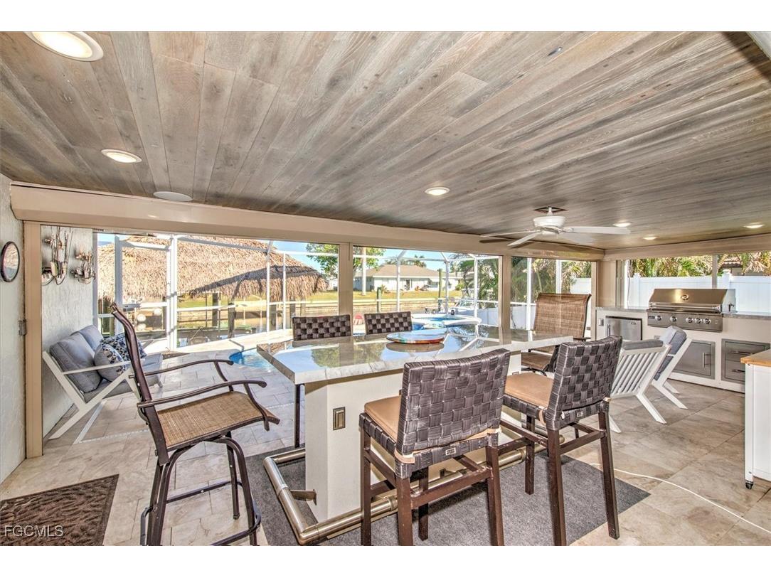 807 Montclaire Court Cape Coral FL 33904 2025026128 image30