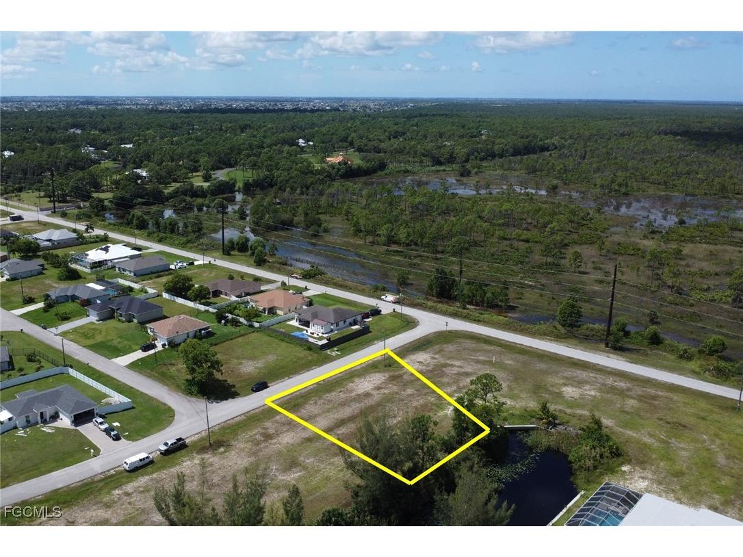 807 NE 38th Terrace Cape Coral FL 33909 2025011305 image6