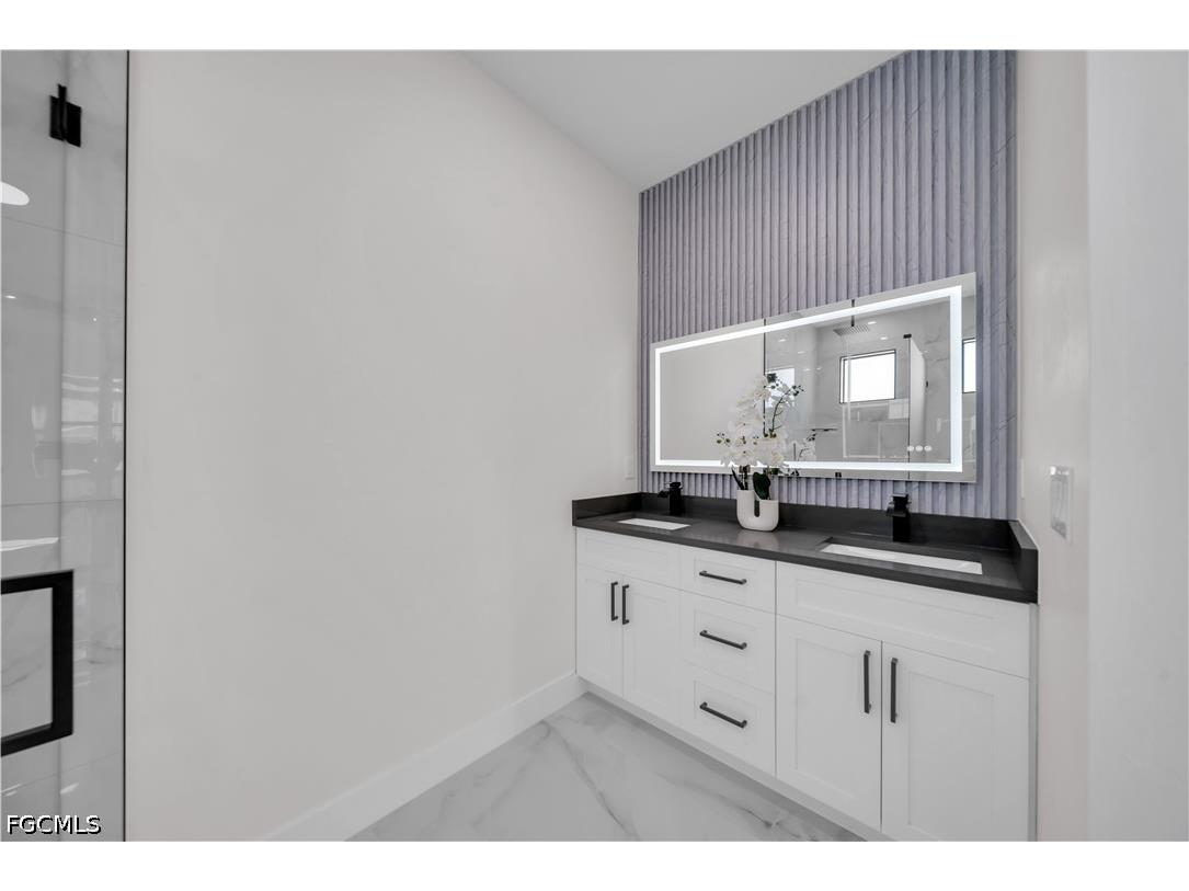 807 Nicholas Parkway W Cape Coral FL 33991 2026019485 image30