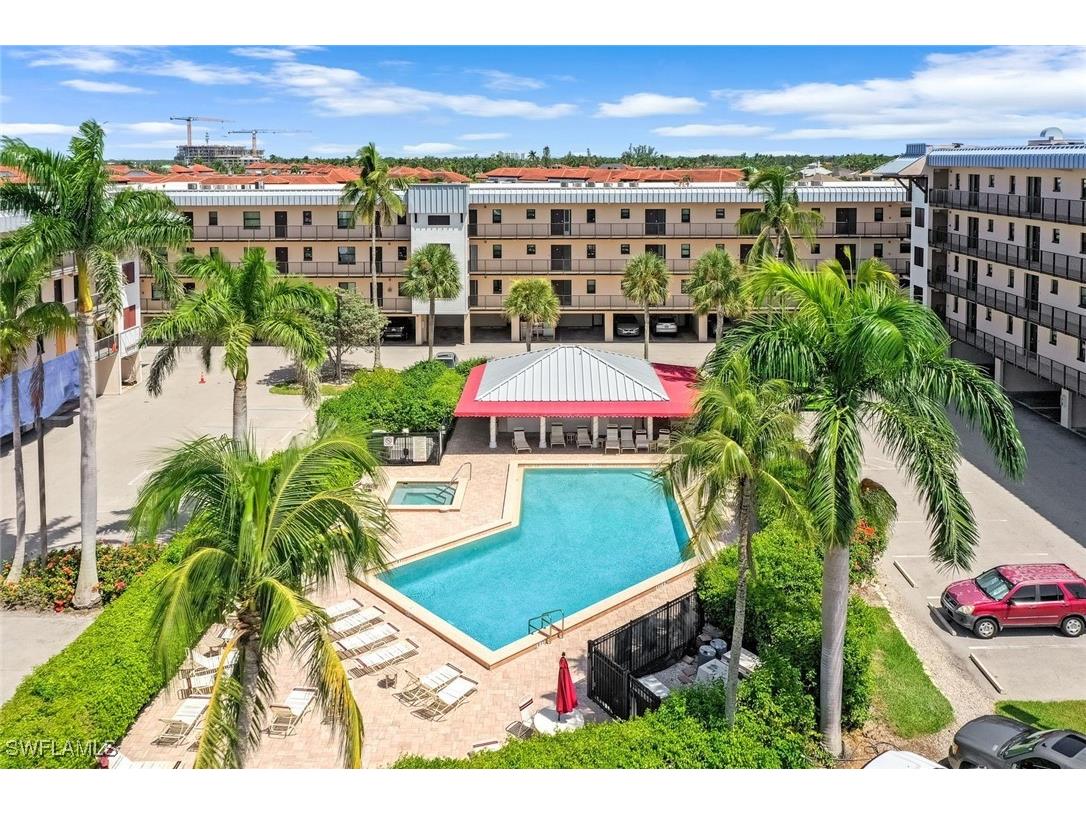 807 River Point Drive #102D Naples FL 34102 225063904 image2