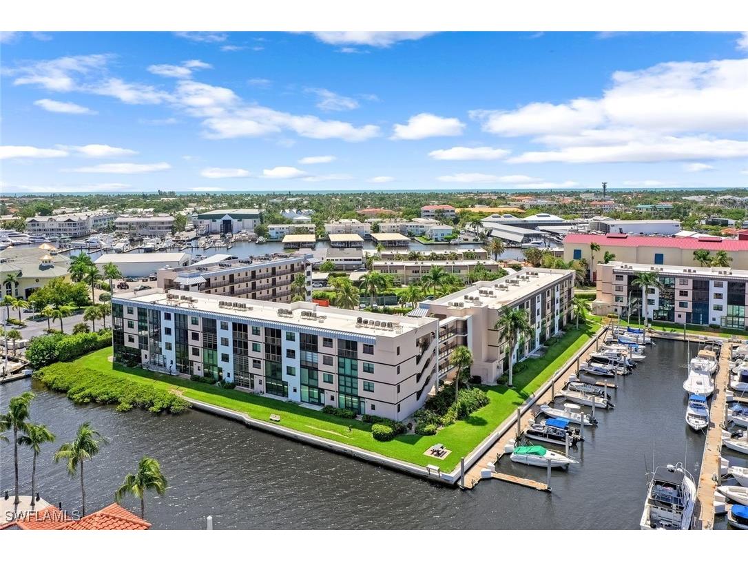 807 River Point Drive #102D Naples FL 34102 225063904 image25