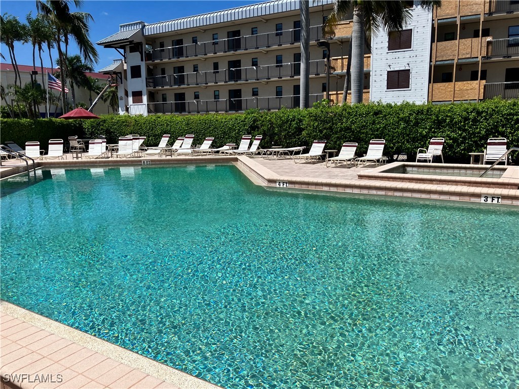 807 River Point Drive #102D Naples FL 34102 225063904 image31