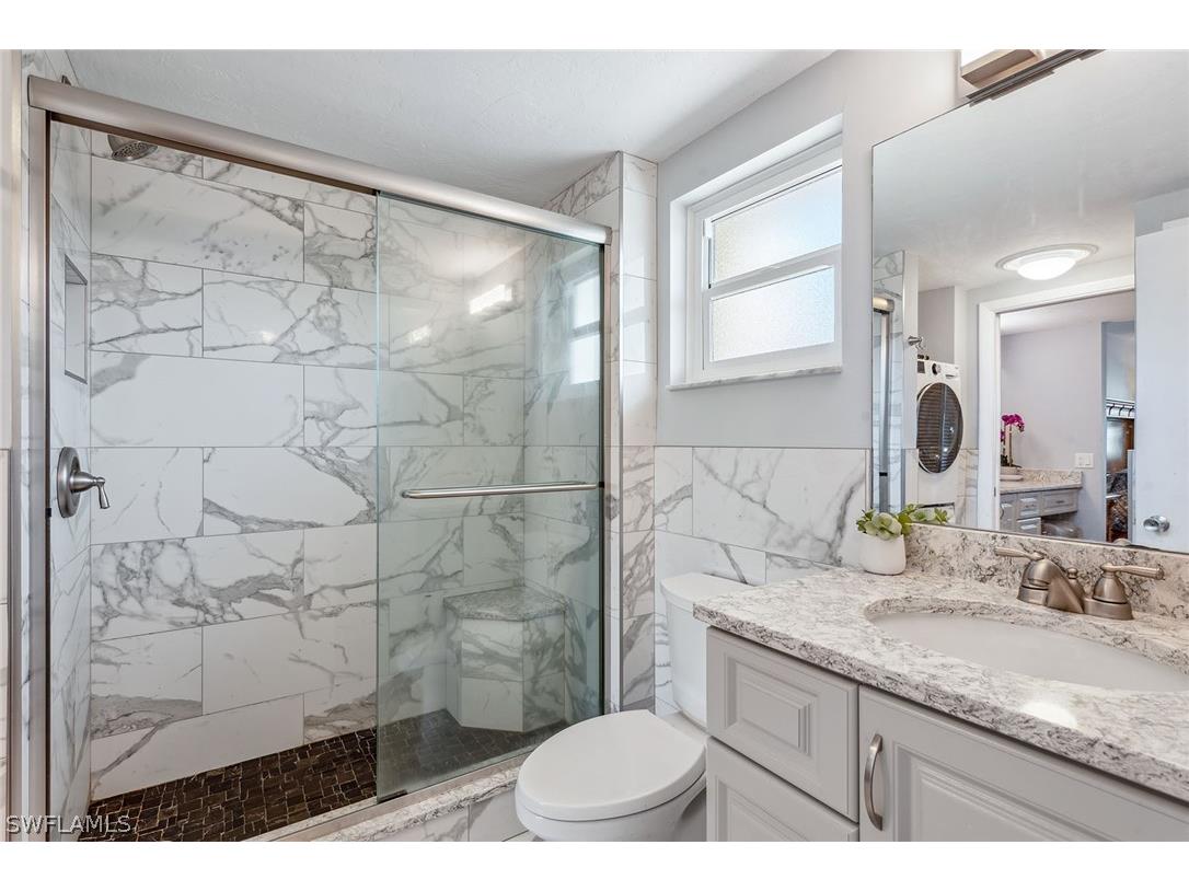 807 River Point Drive #105D Naples FL 34102 224036642 image12