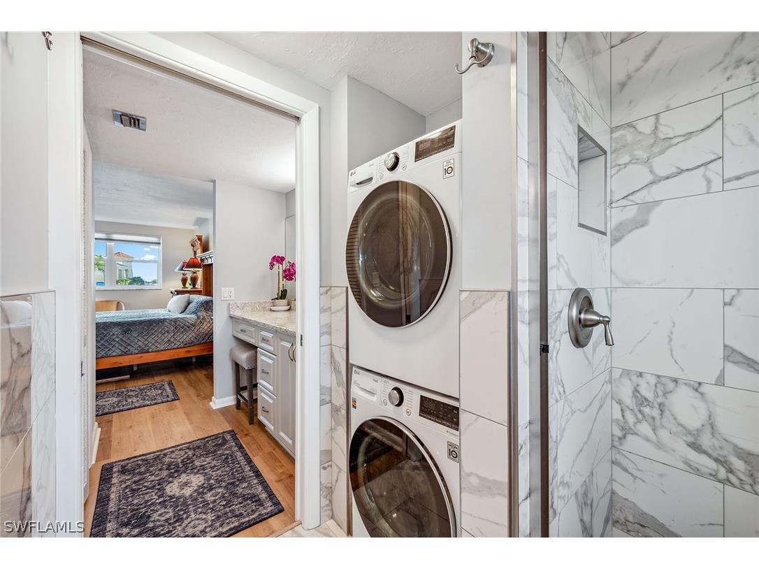 807 River Point Drive #105D Naples FL 34102 224036642 image14