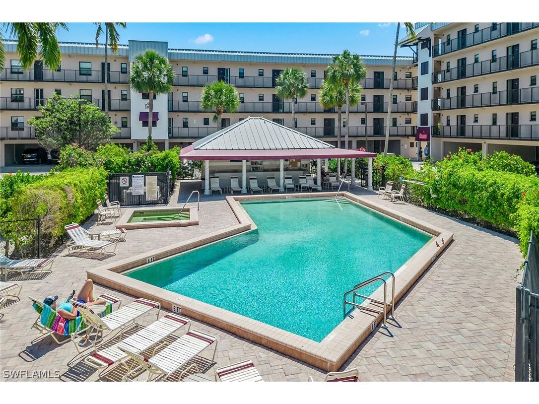 807 River Point Drive #105D Naples FL 34102 224036642 image25