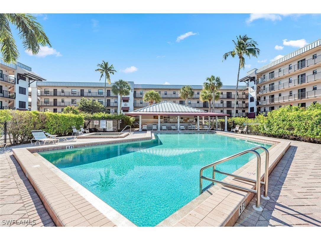 807 River Point Drive #105D Naples FL 34102 224036642 image26