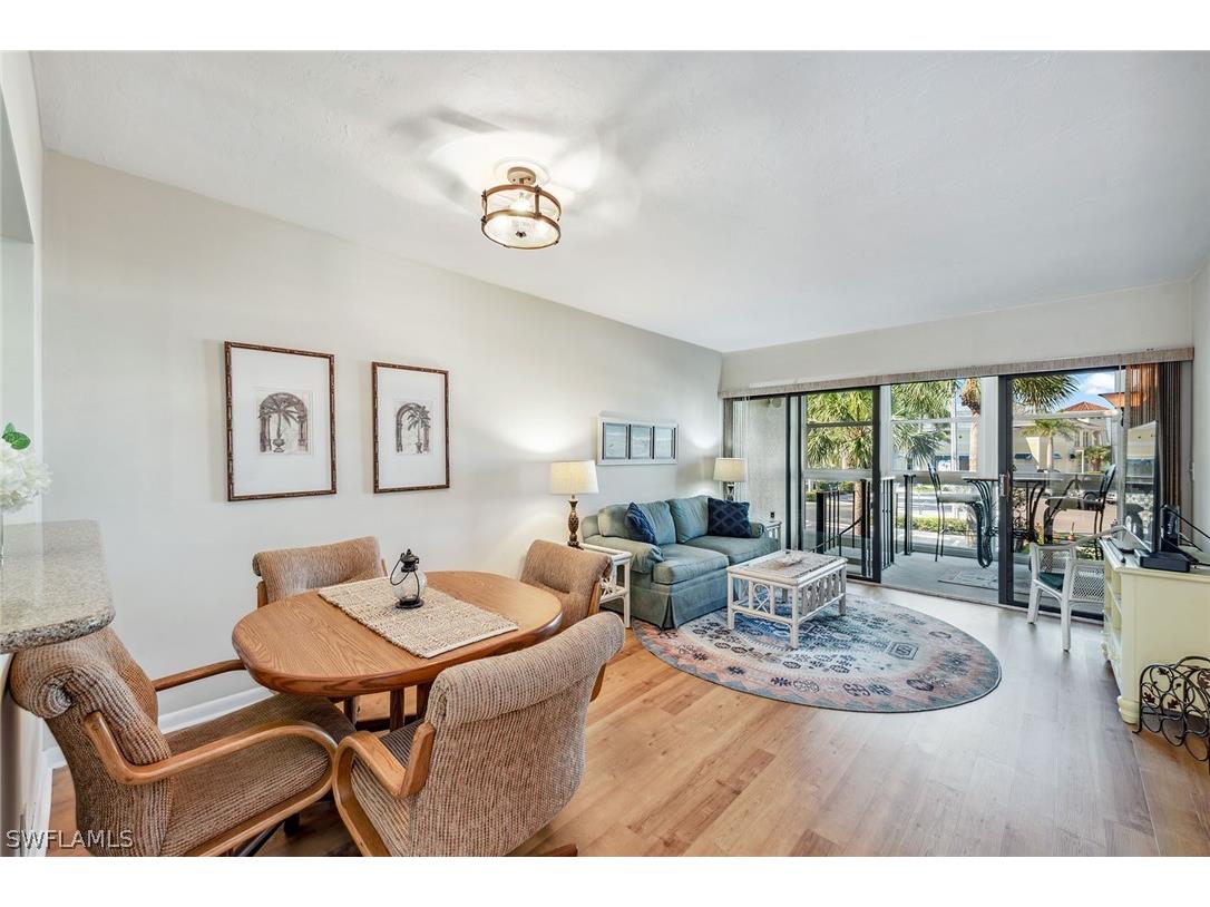 807 River Point Drive #105D Naples FL 34102 224036642 image5