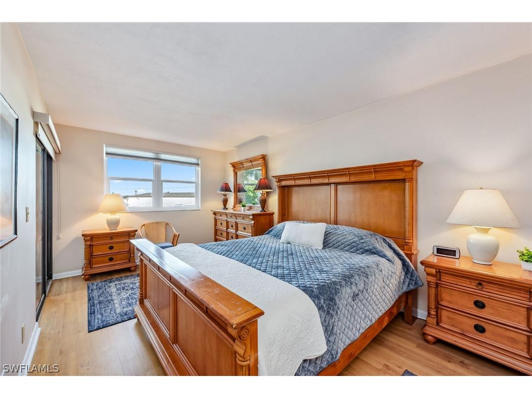 807 River Point Drive #105D Naples FL 34102 224036642 image9