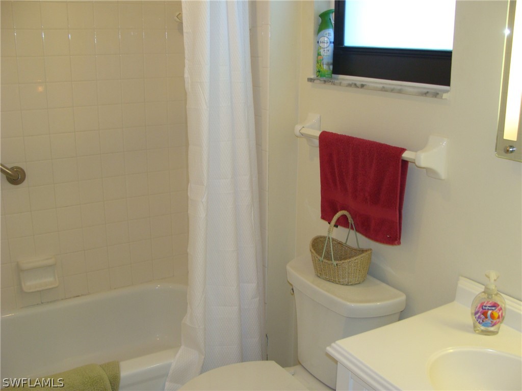 807 River Point Drive #201D Naples FL 34102 226010730 image20