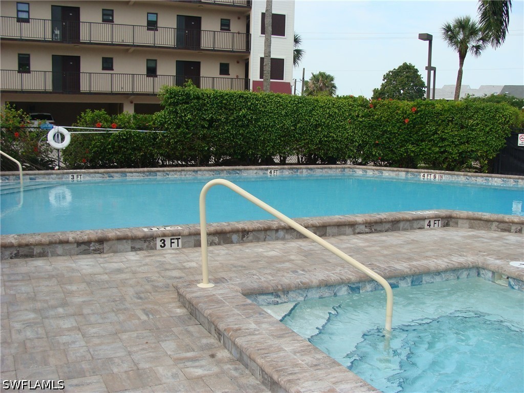 807 River Point Drive #201D Naples FL 34102 226010730 image21
