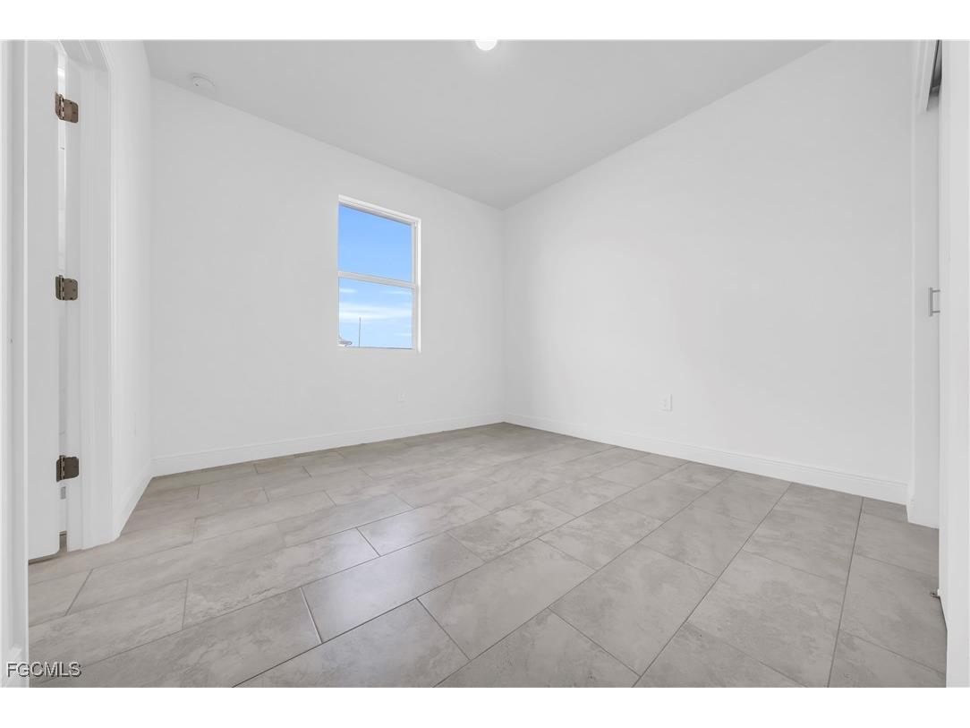 8070 Marsh Circle Labelle FL 33935 2025025467 image15