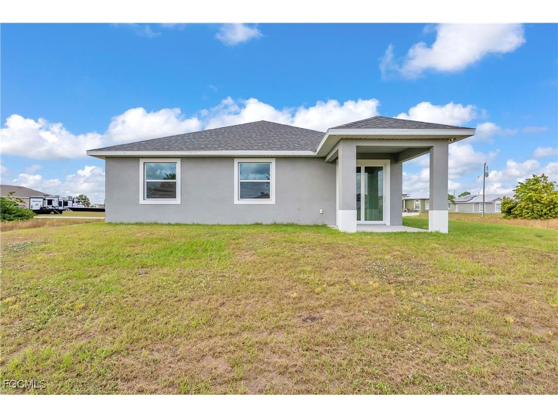 8070 Marsh Circle Labelle FL 33935 2025025467 image34