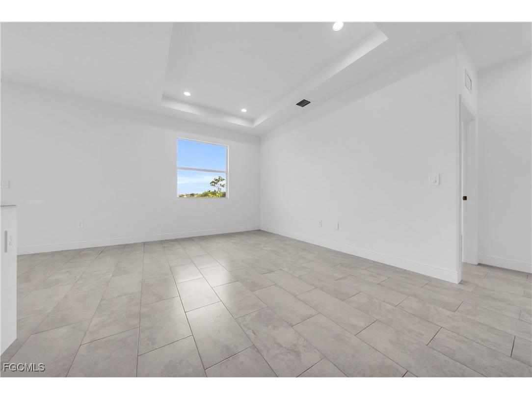 8070 Marsh Circle Labelle FL 33935 2025025467 image6