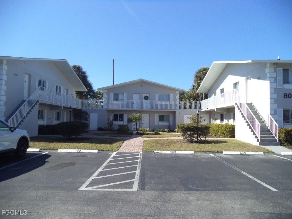 8071 Country Road #205 Fort Myers FL 33919 2026000890 image2