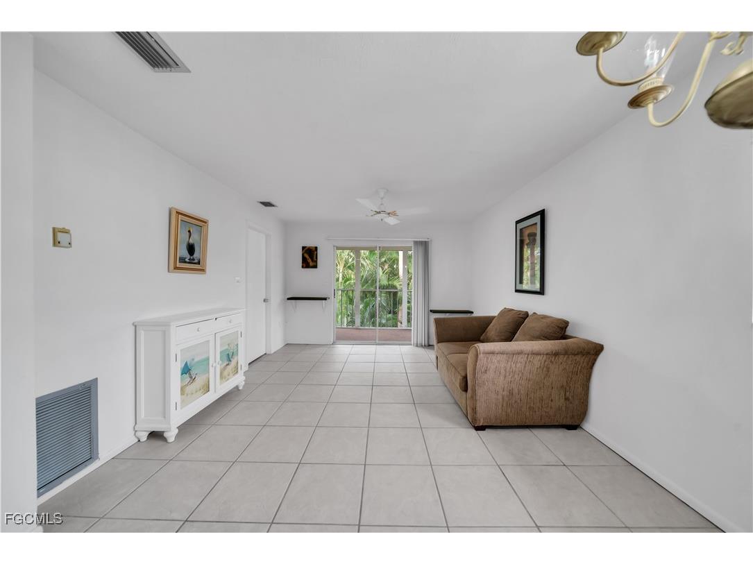 8071 Country Road #206 Fort Myers FL 33919 2026003094 image10
