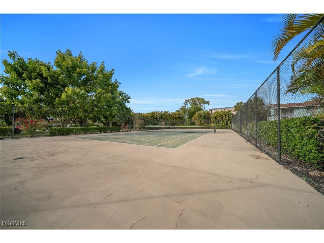 8071 Country Road #206 Fort Myers FL 33919 2026003094 image26