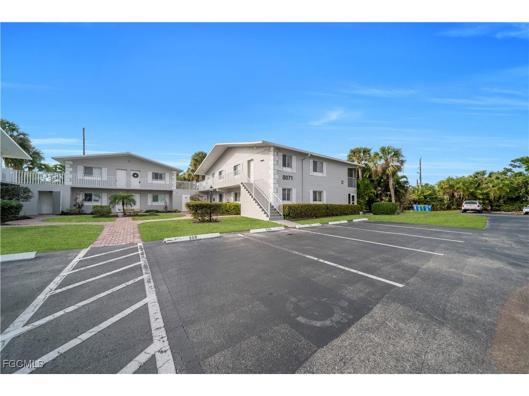 8071 Country Road #206 Fort Myers FL 33919 2026003094 image7