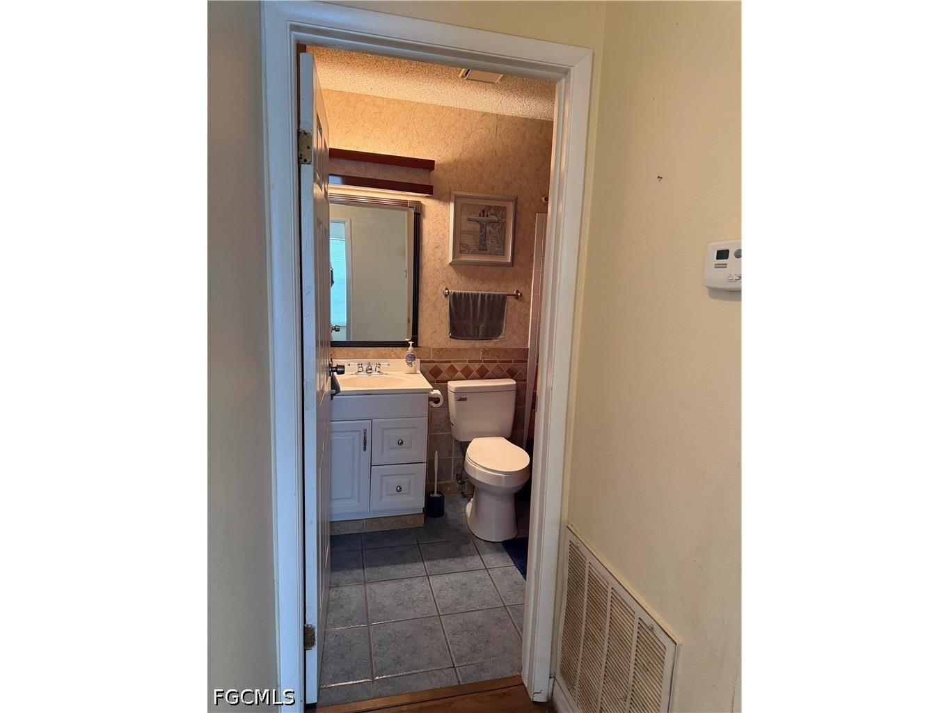 8072 Sandpiper Road Fort Myers FL 33967 2026015885 image4