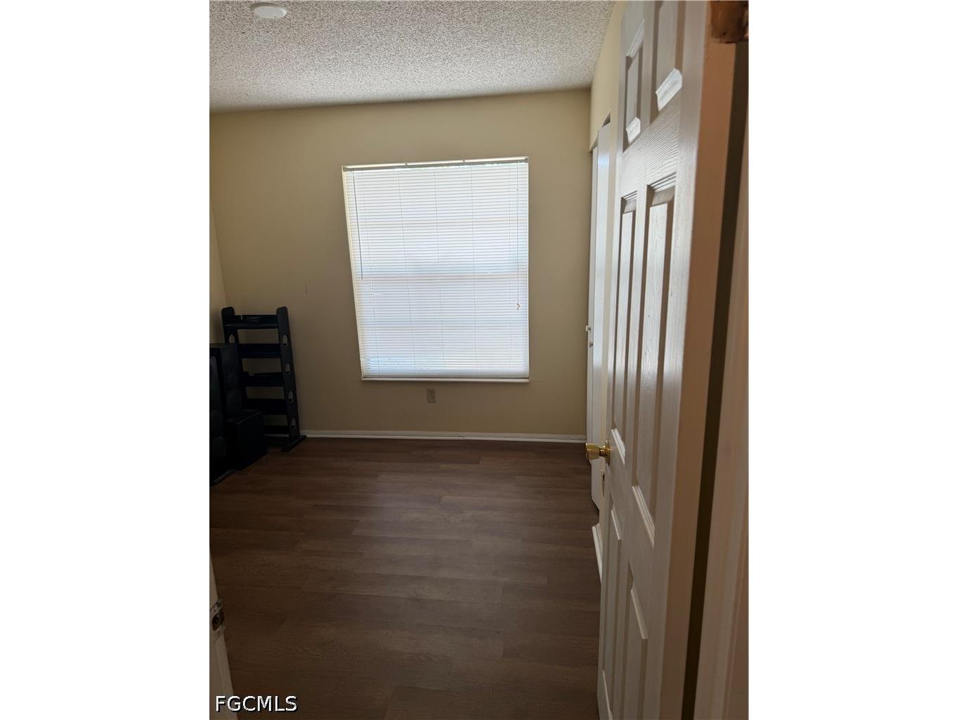 8072 Sandpiper Road Fort Myers FL 33967 2026015885 image5
