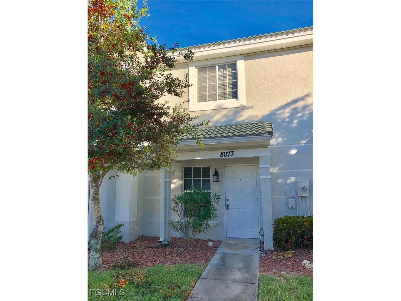 8073 Pacific Beach Drive Fort Myers FL 33966 2025025825 image1