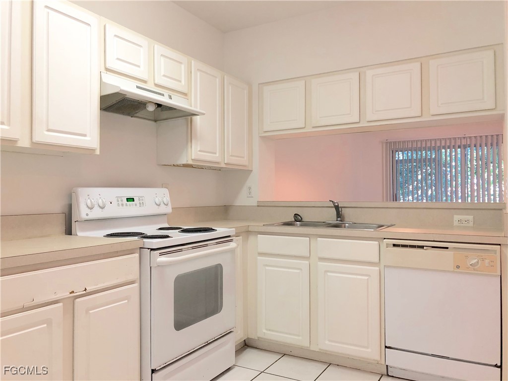 8073 Pacific Beach Drive Fort Myers FL 33966 2025025825 image7