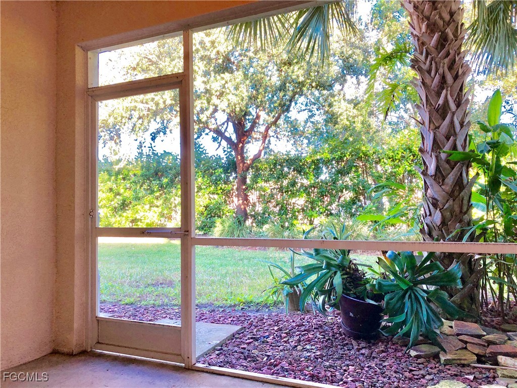8073 Pacific Beach Drive Fort Myers FL 33966 2025025825 image9