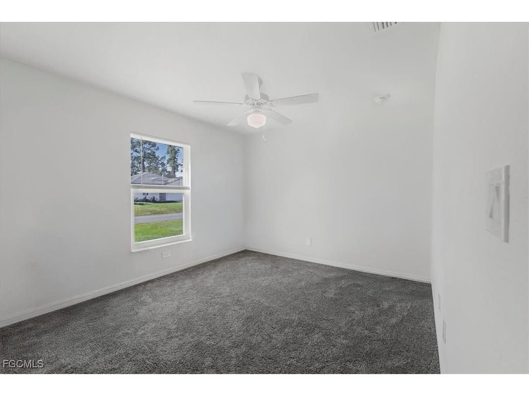 8073 Sherwood Circle Labelle FL 33935 2025018467 image12