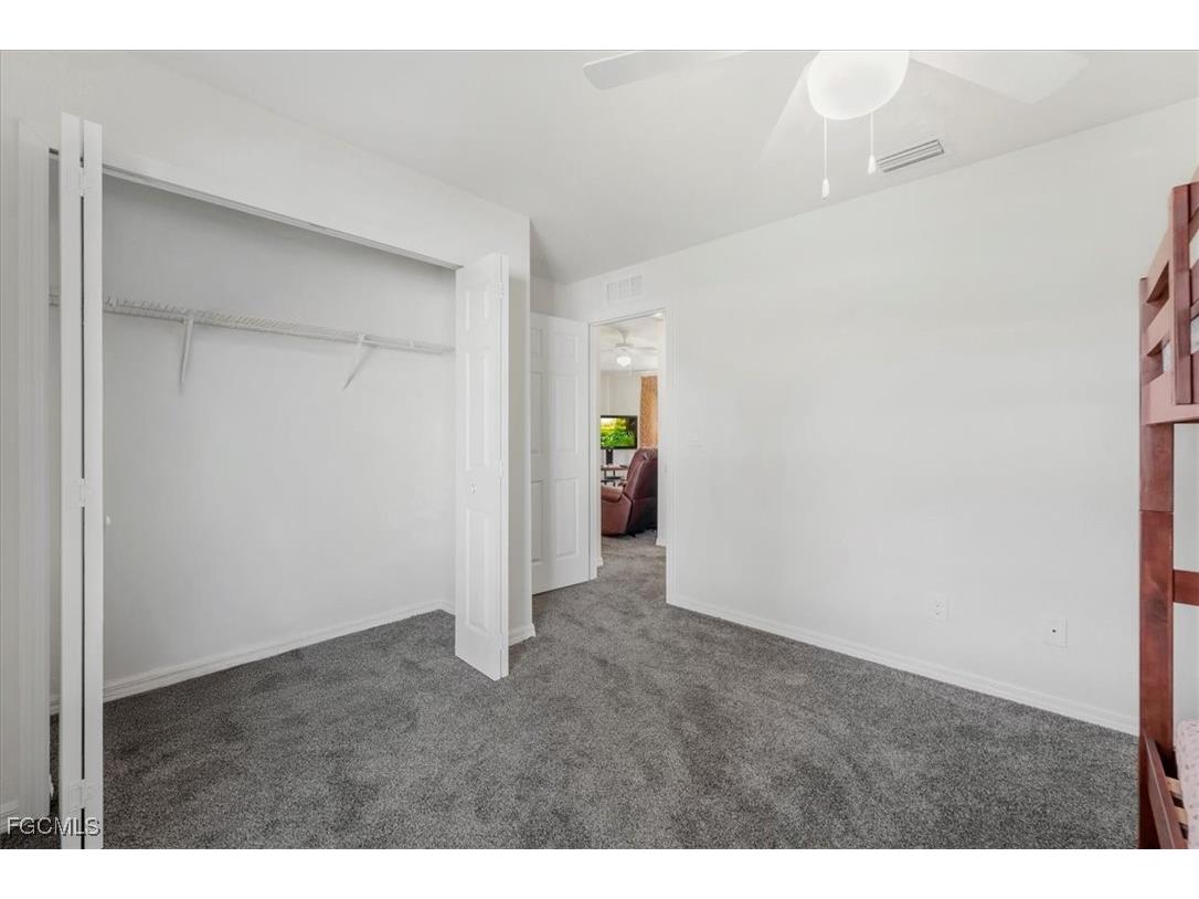 8073 Sherwood Circle Labelle FL 33935 2025018467 image17