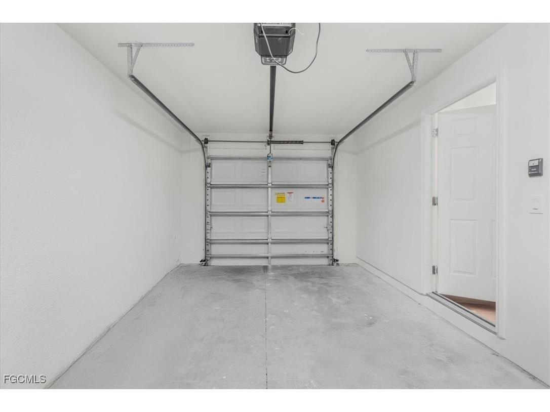 8073 Sherwood Circle Labelle FL 33935 2025018467 image20